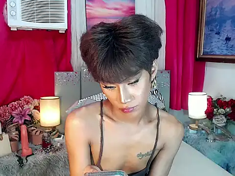 Tarah_MC_Collins's cam snapshot