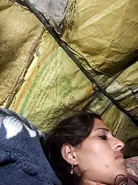 Bhavna8080's cam snapshot