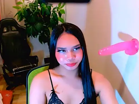 miss_kcummer's cam snapshot