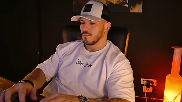 AngeloEric live sex cam