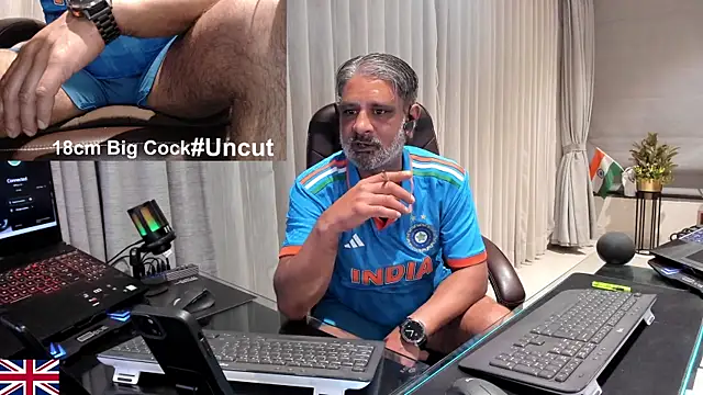 OnlineBossUK live sex cam