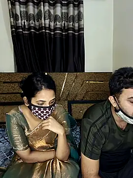 ITZ_GURU live sex cam