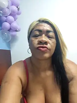 Tocameamor live sex cam