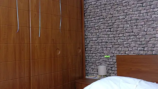 CuteBlondeMe live sex cam