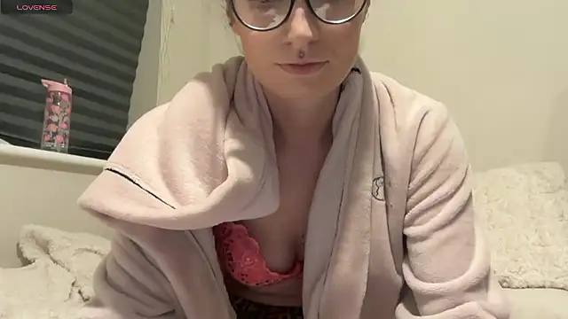 harleyblair's cam snapshot