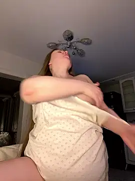 DeniMilkyyyyy's cam snapshot