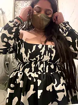 ThickkDesiDoLL's cam snapshot