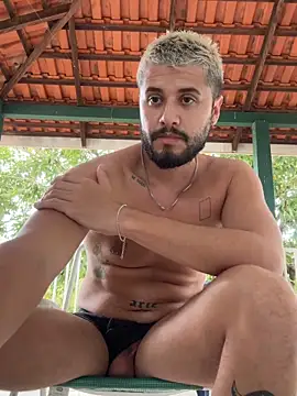 guzz_fit's cam snapshot