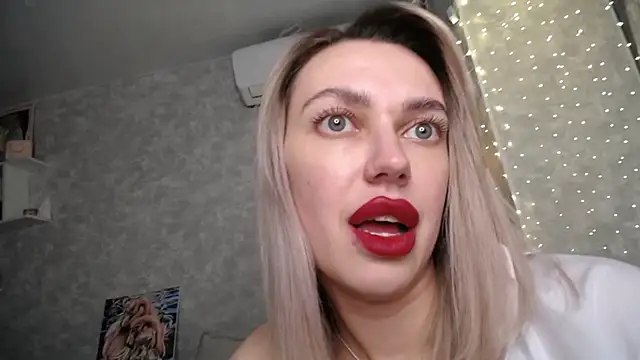 NickyAdamidi live sex cam