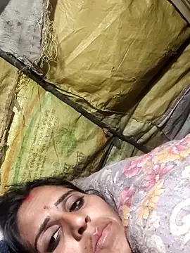 Bhavna8080's cam snapshot