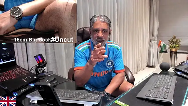 OnlineBossUK live sex cam