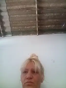 Nicolle_Milf live sex cam