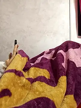 Sellena2's cam snapshot