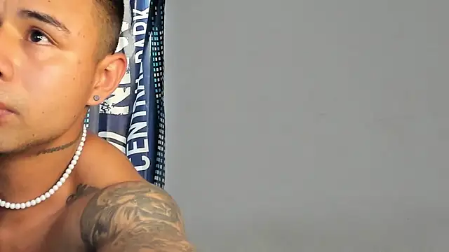 _Logan_Colton_'s cam snapshot