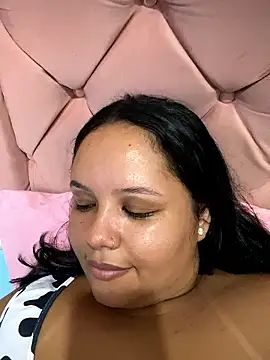 Bigostosa's cam snapshot