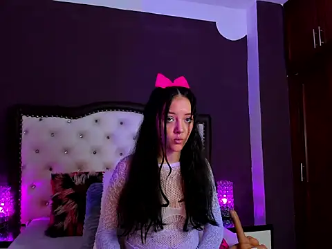 JadeRouse18's cam snapshot