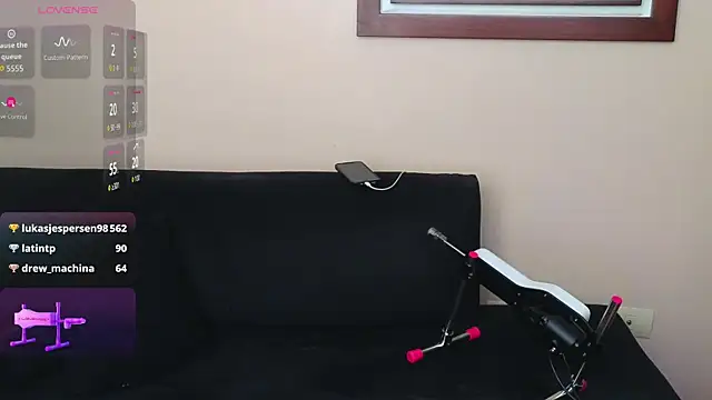 hairyncuteass live sex cam