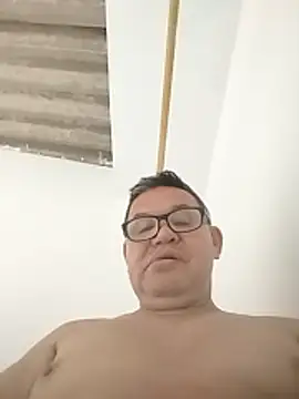 Apresiaoo live sex cam