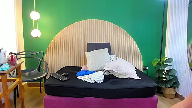 dahianeconnor live sex cam