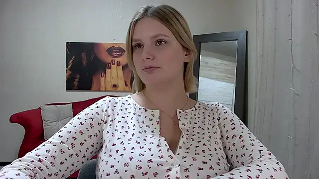 DianeMills live sex cam