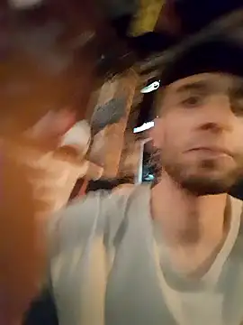 Kinshasa95 live sex cam