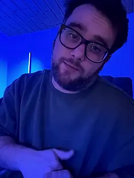 Dominic2295 live sex cam