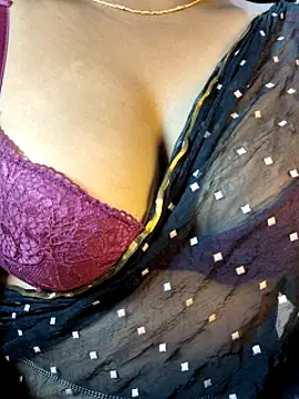 Malluvibez live sex cam