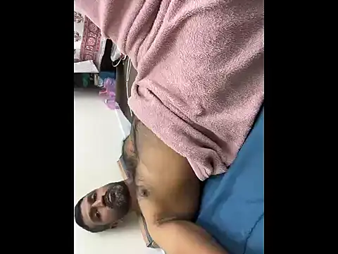 Black_Bull041988 live sex cam