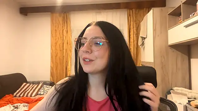 DoraRobertos's cam snapshot