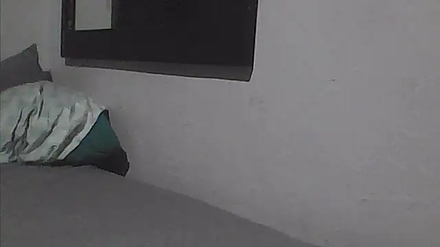 sarahkat86's cam snapshot