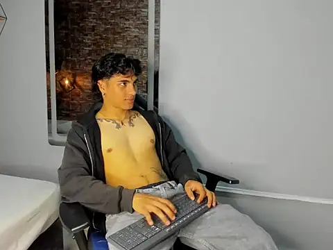 MattFiore's cam snapshot