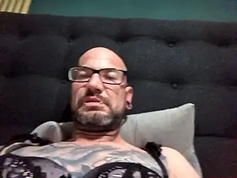 MichiDWT1312 live sex cam