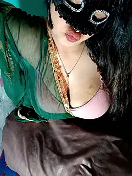 creativecouple854's cam snapshot