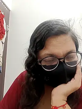 piryasharma005's cam snapshot