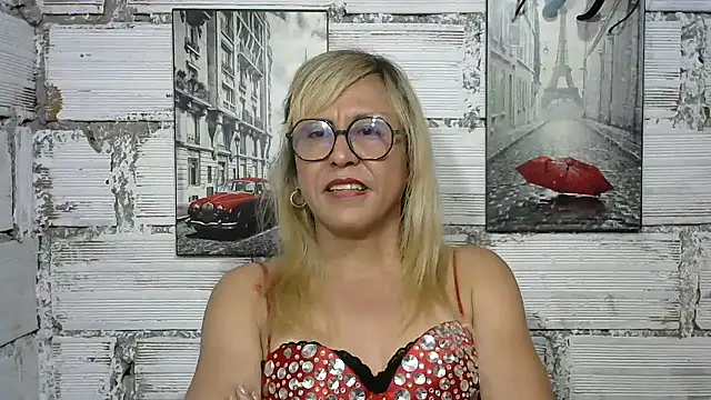 divahot08's cam snapshot