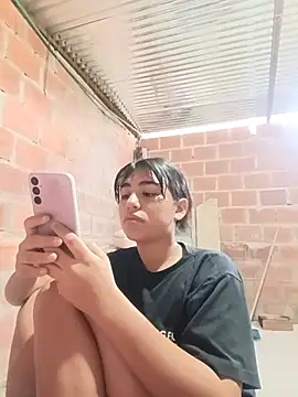 triana-hot18's cam snapshot