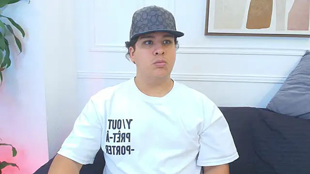 Naim_Bennetsex's cam snapshot