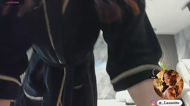 martina_mayers live sex cam