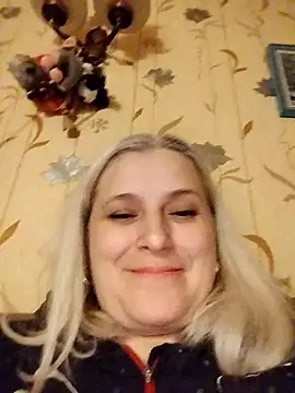 NyushaLollipop's cam snapshot