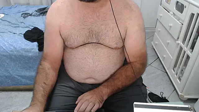 MysterBearMG live sex cam