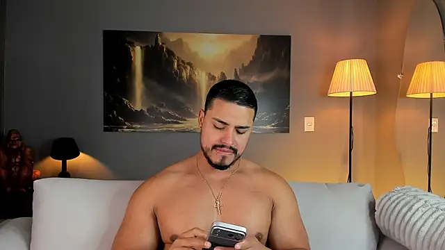 ApoloMakris live sex cam