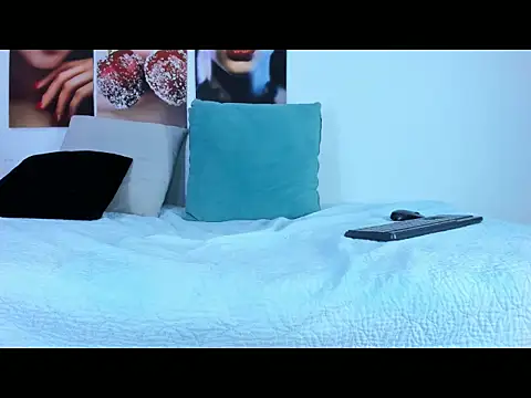 iamdoll's cam snapshot