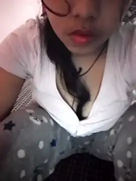 your_sidhi's cam snapshot