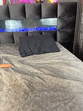 MilaMaaay live sex cam