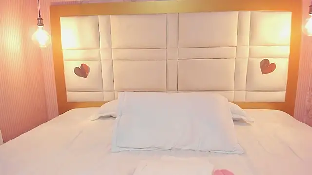 luna_hot_ass live sex cam