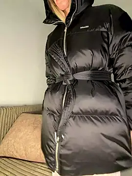 VelvetVabe live sex cam