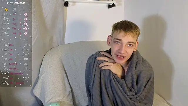 Julian_wins live sex cam