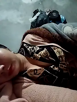 vangkt-cute's cam snapshot