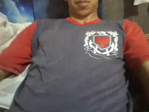 Carlos_Albert02's cam snapshot