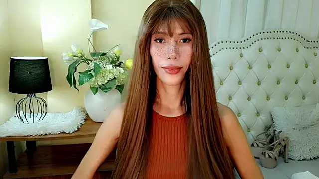 urNAUGHTYbabyGIRLxx's cam snapshot